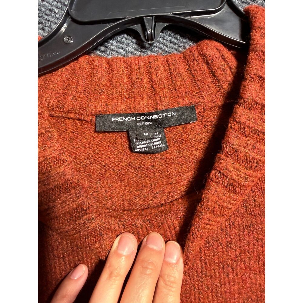 French Connection Rust Orange Cropped Ribbed Knit Sweater Medium - Picture 3 of 5